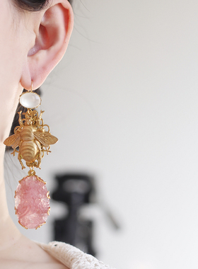 粉色老琉璃蜜蜂中古耳环项链套装