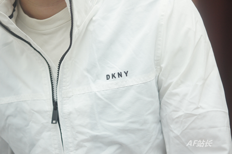 美国DKNY/唐可娜儿 男立领休闲夹克防风防水风衣外套 冲锋衣