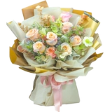 Выпускной сезон Lotus Lotus Designer цветы вспыхнули в дверь в тот день, чтобы забронировать Пекин, чтобы забронировать цветы