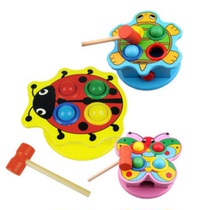 Childrens playing table animals knock on the ball the ability to play and play the teaching wooden rite hand-eye coordination ability