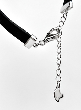 DIRCO时尚女头层牛皮手镯批68折