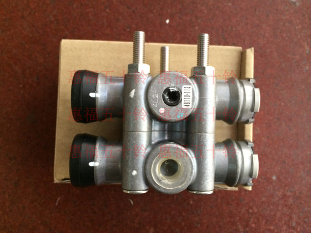 Isuzu brake distribution valve multi-way valve safety valve 6HK1 FVR34 fire truck truck bus