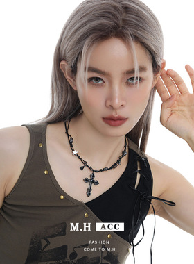 黑暗风新款十字架项链配饰女独特精致高级感原创设计感时尚锁骨链