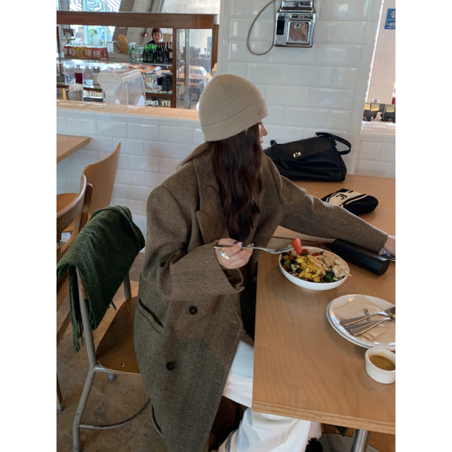 HaloLuu brown herringbone coat is high-end