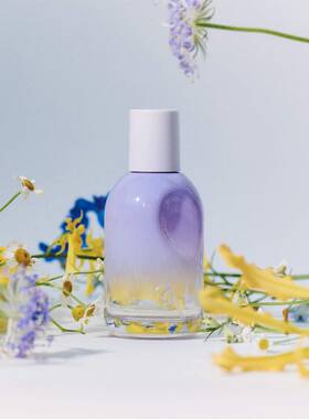 Glossier You Fleur 矿物盐 依兰花 桂花 积雪草 杏子皮8/50ml
