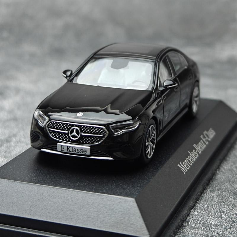 ISCALE 1:43奔驰 E450 W214 E-Klasse 仿真合金汽车模型 - 图0