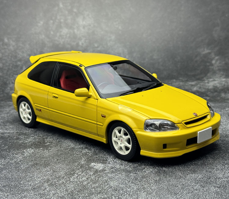 MOTORHELIX  1:18 本田思域Civic Type R EK9-120后期版 汽车模型 - 图3