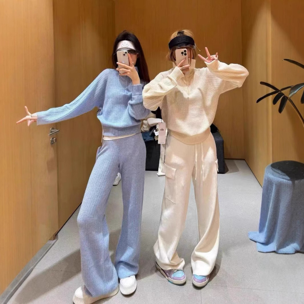 alo针织阔腿裤女垂感高腰休闲显瘦长裤V领长袖上衣女宽松毛衣套装 - 图1