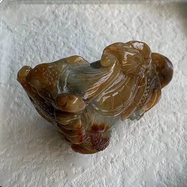 Myanmar jade ornaments yellow jade dragon turtle basalt tea pet