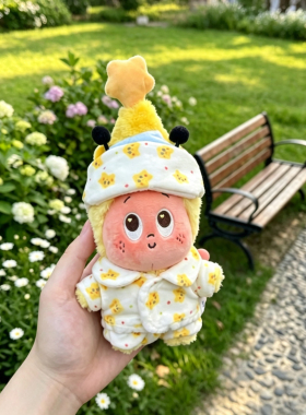 日本KUMO LAND星星人包包挂件小蜜蜂小厨神毛绒公仔书包挂饰代购
