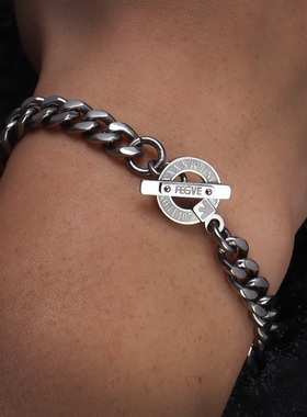 纯钛OT手链古巴龙骨链男女轻不过敏洗澡出汗不摘钛合金不掉色