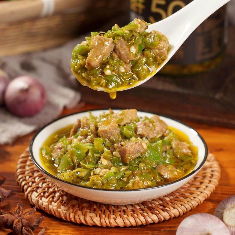 远方的梦想推荐川娃子鲜牛肉烧椒酱虎皮青椒大块牛肉酱拌饭搭配,淘宝优惠券,粉丝福利购,淘宝优惠卷