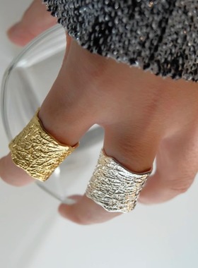 火山岩肌理宽戒亮金色/亮银色