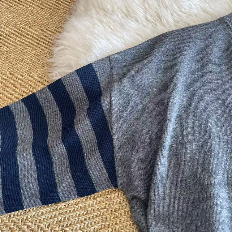 精纺100细羊毛圆领针织打底衫女不规则下摆波点撞色红标毛衣秋冬,淘宝优惠券,粉丝福利购,淘宝优惠卷