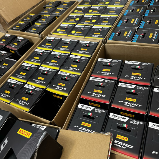 倍耐力 Pirelli P ZERO RACE TLR RS SL 真空外胎公路车26 28 30c