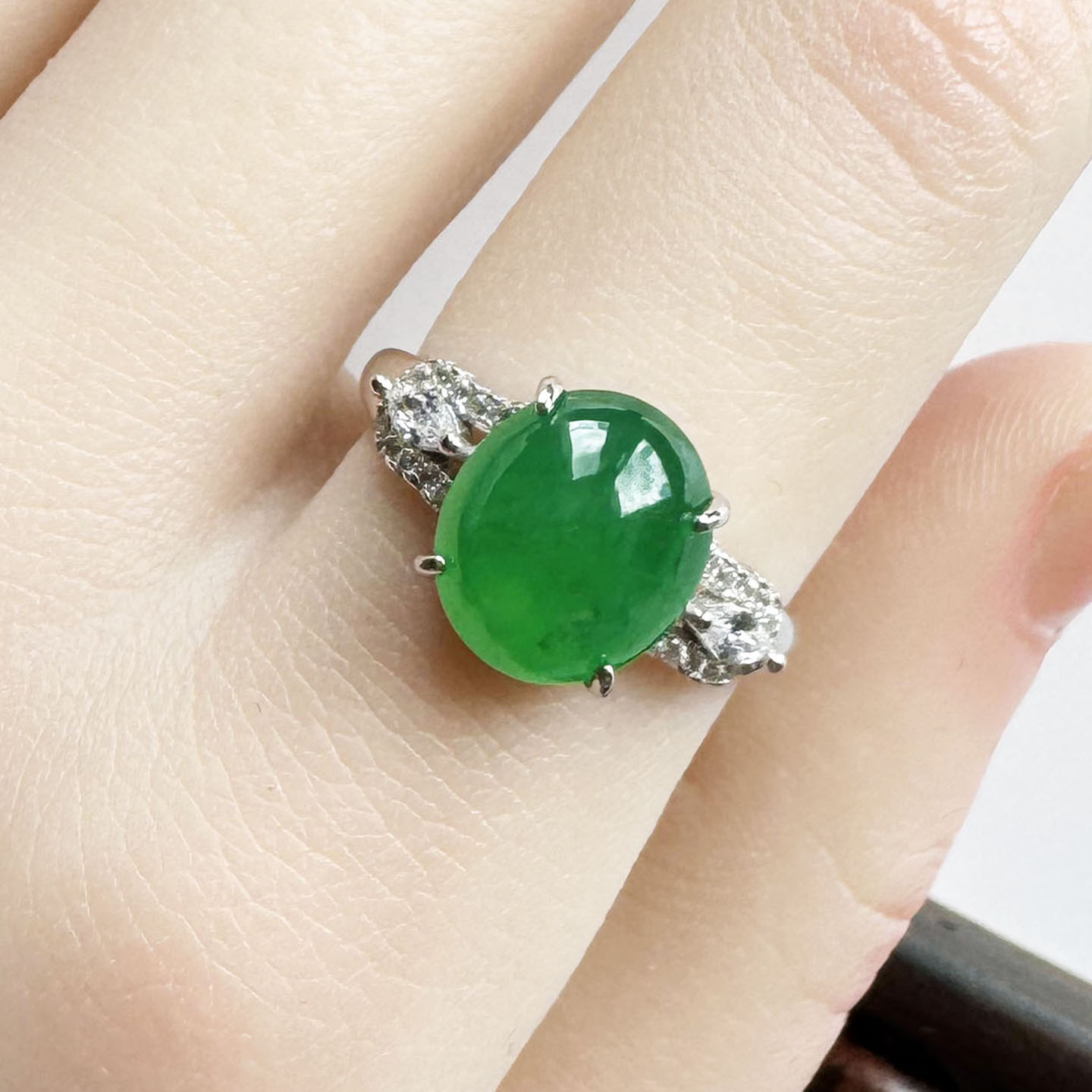 Egg noodle 10.5*9 spicy green jade ring S925 silver