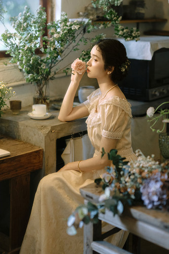 拾光裁缝 爱丽丝 法式复古纯欲少女田园花边方领泡泡袖连衣裙 夏 - 图1