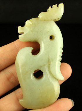 精工雕刻把件新疆和田玉送证书