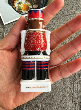 胡桃夹子小摆件陶瓷小可爱造型桌面摆件酒柜装饰士兵造型