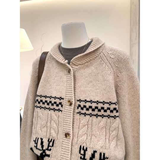 小哲 圣诞风复古小鹿提花插肩圆领毛衣女宽松单排扣开衫针织外套