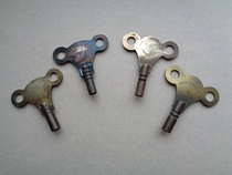 ANTIQUE BELL: The British Copper Upper Chord Key 6-9 used by the bell stand clock and the hanging bell is a total of 4