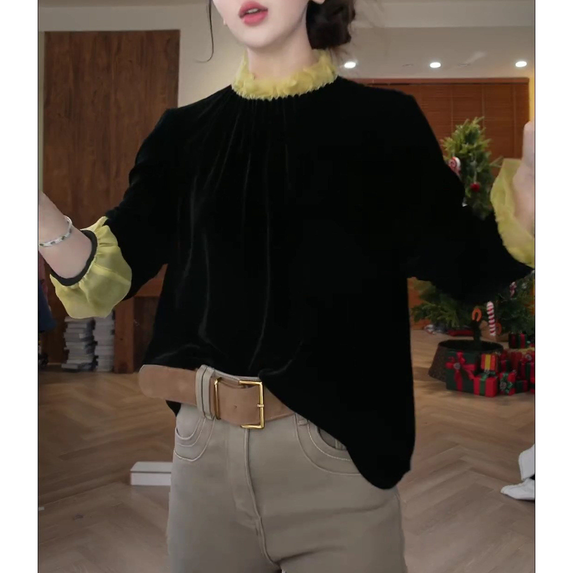 2026春季新款休闲百搭显瘦T恤上衣女时尚洋气拼接设计喇叭袖小衫,淘宝优惠券,粉丝福利购,淘宝优惠卷