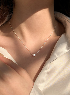 简约纯银方块项链s925银方糖锁骨链经典几何极简设计防敏优雅气质