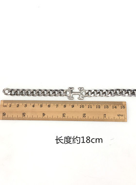 雅雅字母链条一条包邮