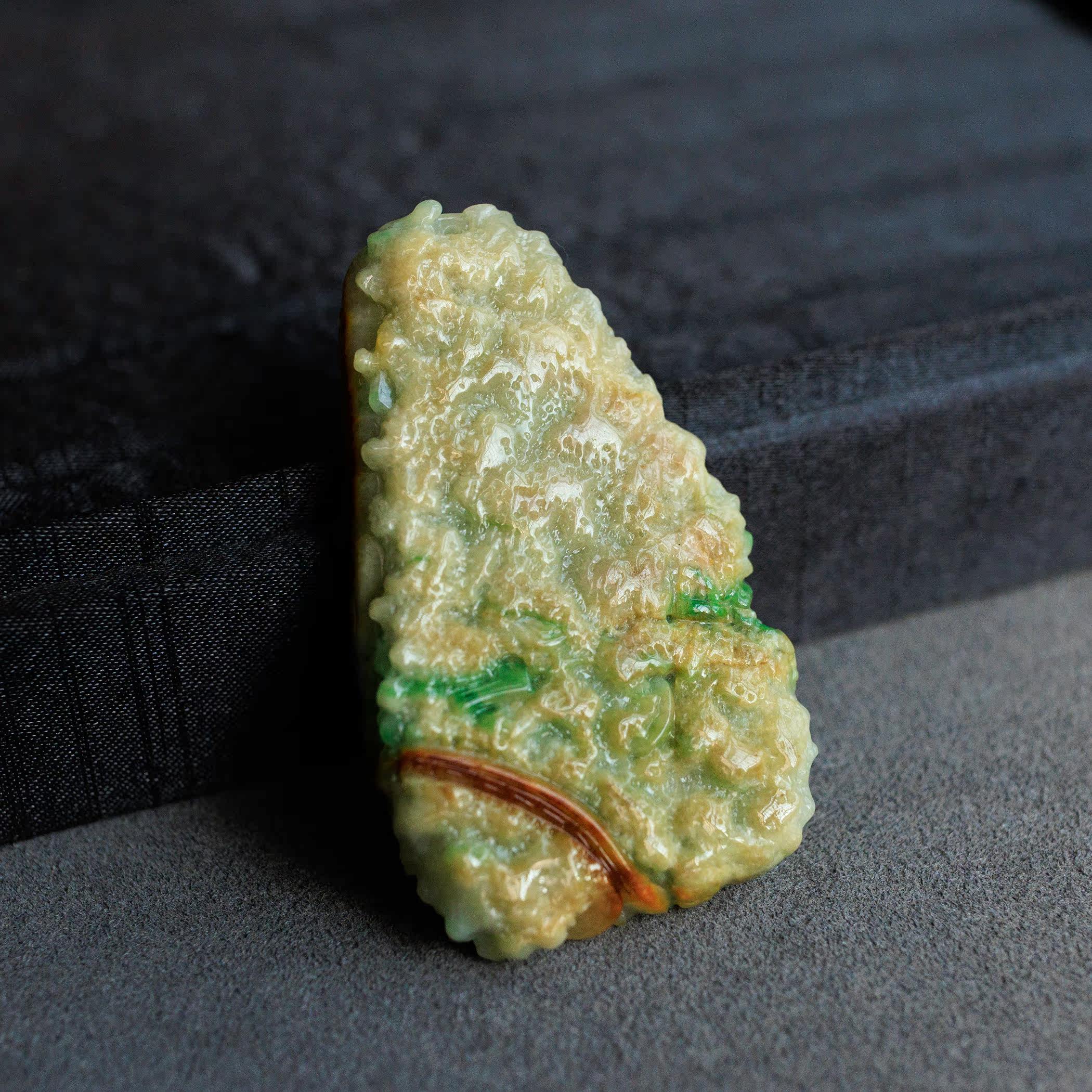 天然翡翠 a货 吊坠 挂件 八破图 俏雕 冰种