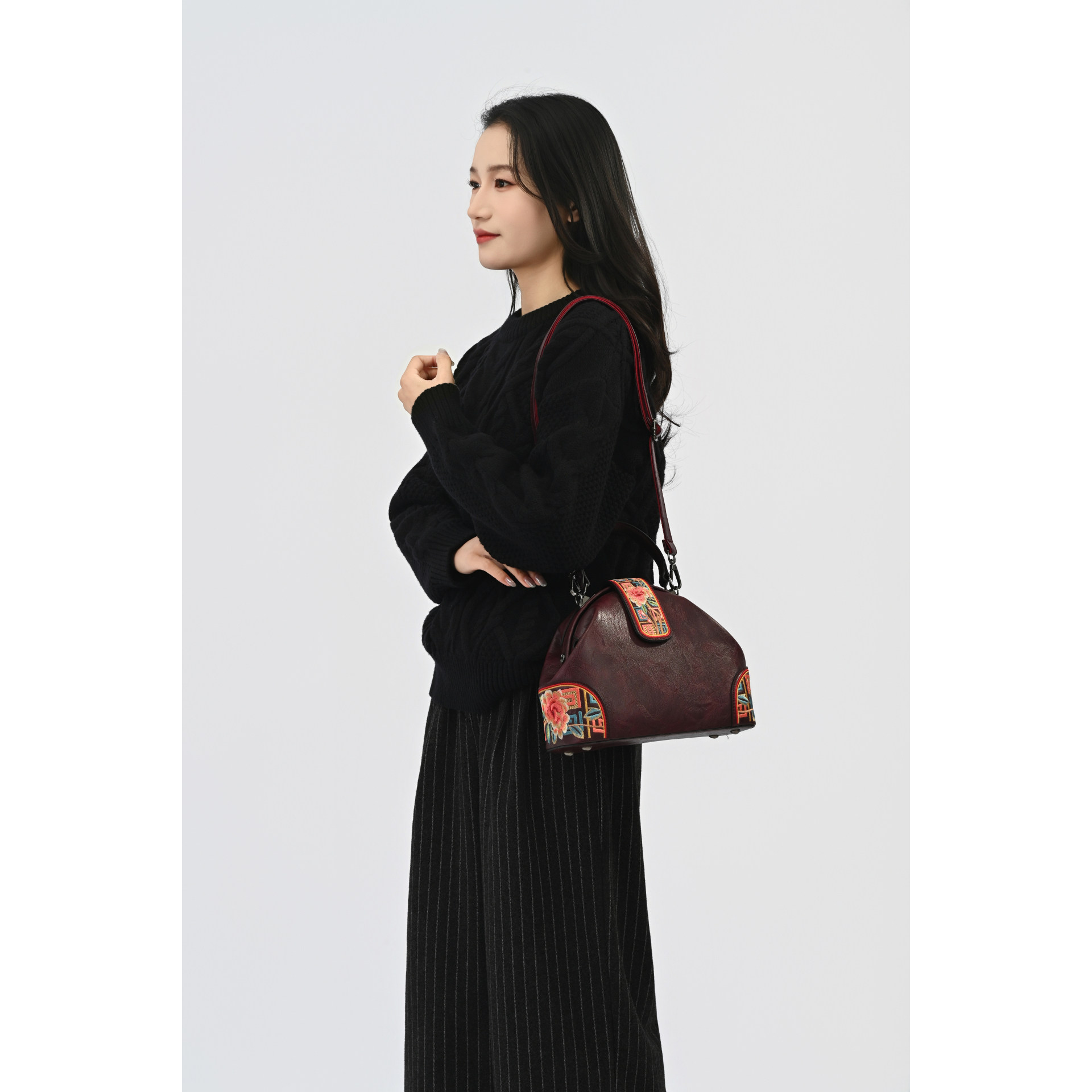 小众中国风刺绣花朵软皮单肩包女士百搭手提斜挎包2026新款跨境,淘宝优惠券,粉丝福利购,淘宝优惠卷