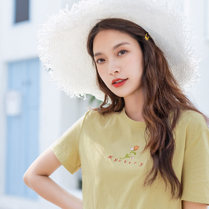  茵曼田田极客T恤