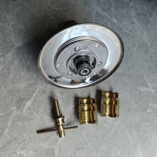 Special puller for air-penetrating doubling twisting spindles, special for 6001+6002 bearings