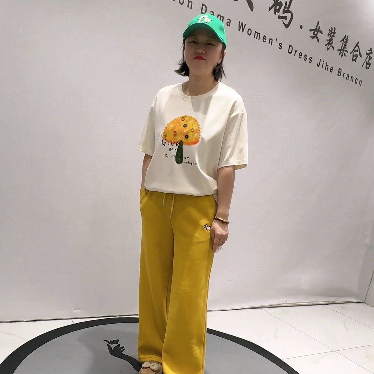 1622女权贵族年货春款新品半落肩减龄遮肉一手长T恤衫加大码女装,淘宝优惠券,粉丝福利购,淘宝优惠卷