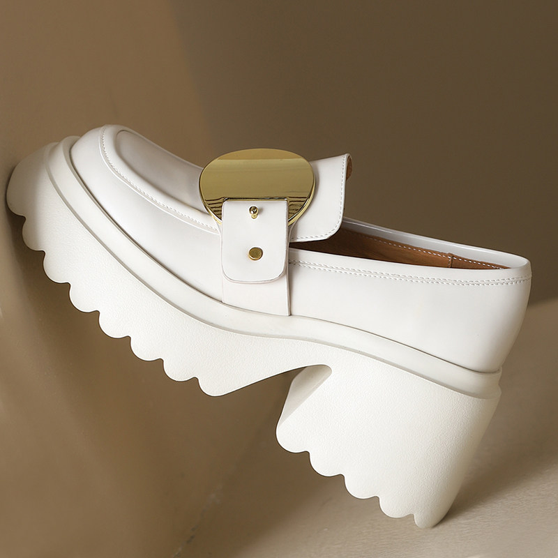 2024新款中性女鞋英伦金属粗跟休闲鞋真皮单鞋松糕厚底懒人鞋漆皮,淘宝优惠券,粉丝福利购,淘宝优惠卷