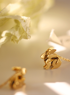 GGW 精致萌宠积木兔钛钢项链 生肖小白兔锁骨链 闺蜜款短链颈饰