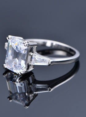 S925银莫桑钻方形戒指