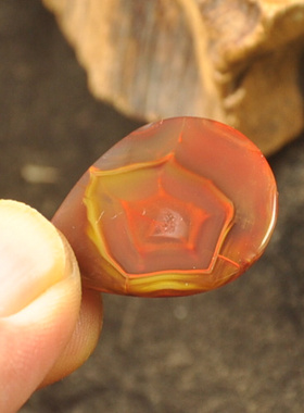 精品玫瑰象形原色红缟玛瑙毛衣链