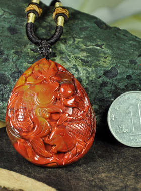 俏色缟玛瑙鲤鱼连年有余雕件