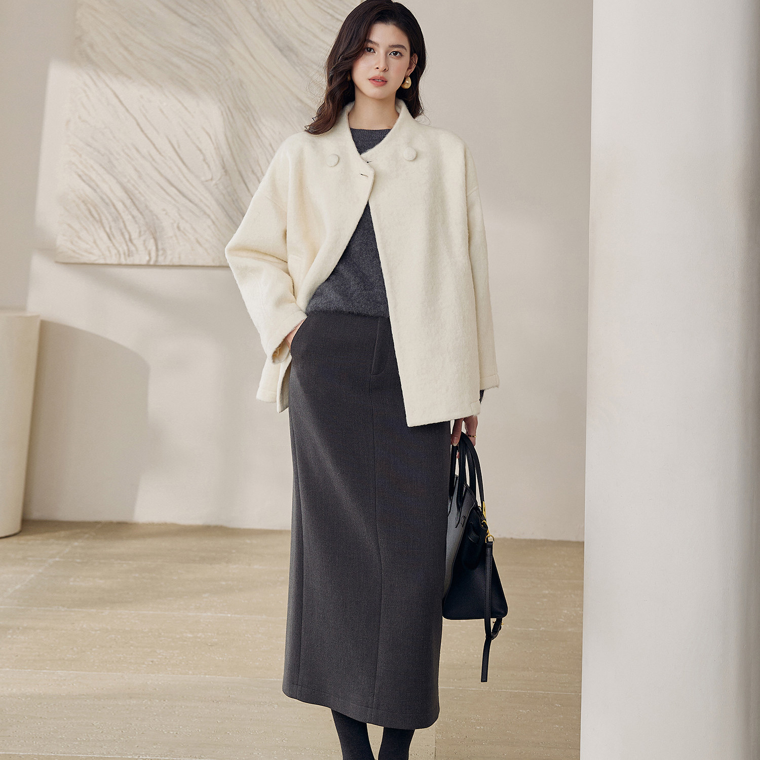 罗衣减龄慵懒绵羊毛宽松毛呢外套女冬季韩系极简米白色大衣13057,淘宝优惠券,粉丝福利购,淘宝优惠卷