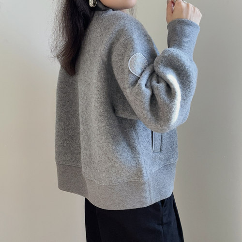 高奢系列高级感羊毛毛呢厚外套灰色短款飞行员夹克女秋冬2026新款 - 图3