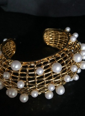 铜镀真金高档手镯镂空设计镶珍珠手环重工西洋复古董百搭女潮首饰