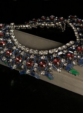 高级重工设计时尚轻奢铜材质彩钻镶嵌颈链复古风短款项链百搭首饰