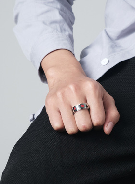 时尚钛钢戒指 黑桃红桃梅花方块扑克牌图案可旋转动解压钛钢戒指