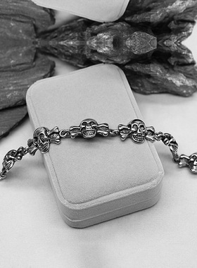 时尚钛钢手链 欧美时尚个性朋克男士骨头骷髅头铸造TO扣钛钢手链