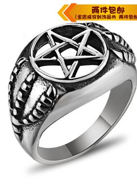 五角星镂空龙爪夜店钛钢戒指