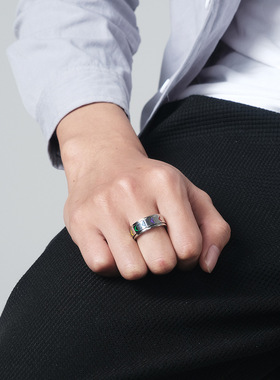 时尚钛钢戒指 可旋转箭头简约可旋转解压戒指缓解焦虑钛钢戒指