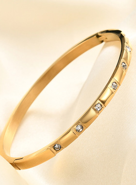 时尚钛钢手镯百搭4MM镶锆石钛钢手镯 时尚钛钢女款手镯 闺蜜手环