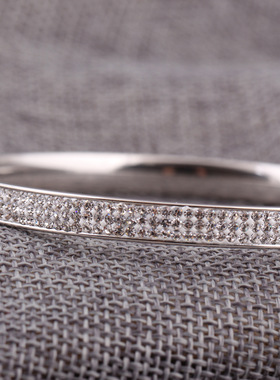 手镯手环时尚风满钻钛钢手环