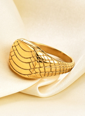 时尚钛钢戒指 欧美ins简约时尚蛇纹路印章钛钢戒指指环