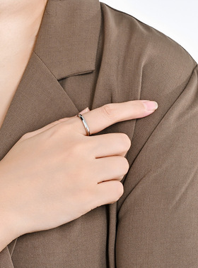 时尚钛钢戒指 欧美时尚2.5mm镶3A锆石钛钢尾戒 镶钻钛钢戒指指环